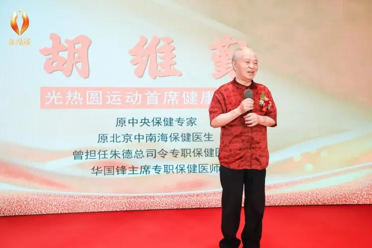 下载 (2).jpg
